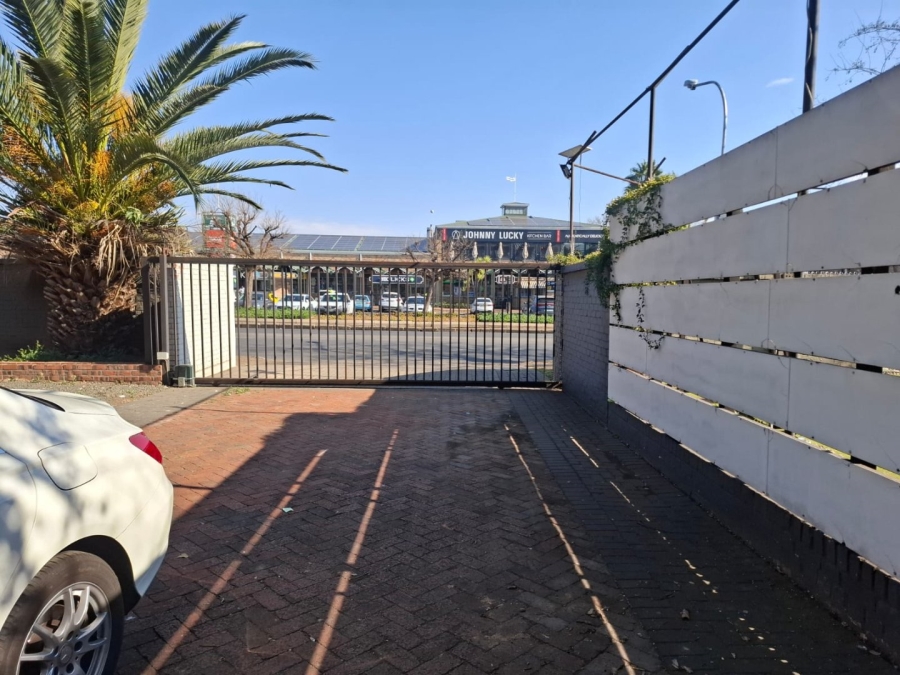 4 Bedroom Property for Sale in Bayswater Free State